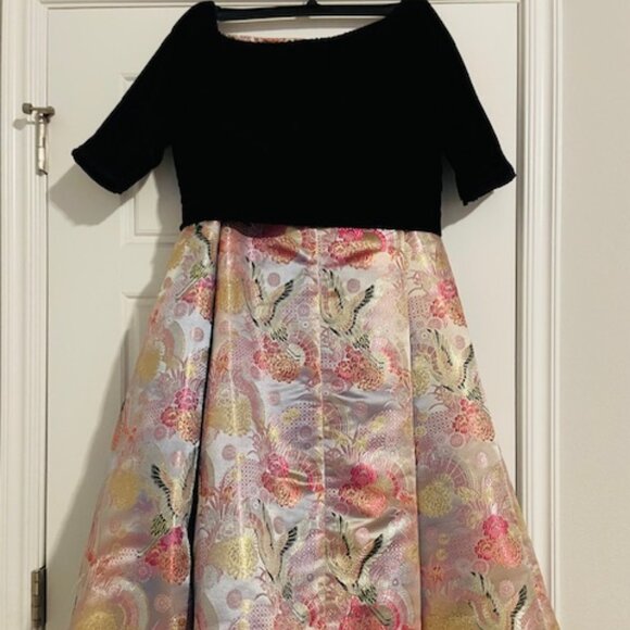 Lehenga - Picture 1 of 2